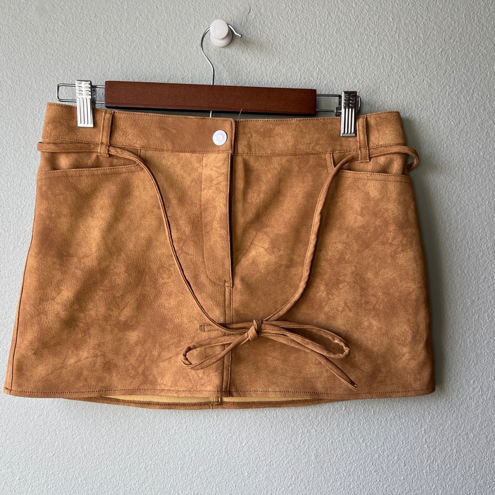 Monki Womens Low Waisted Faux Suede Mini Skirt Size US 4 Western Boho Festival
